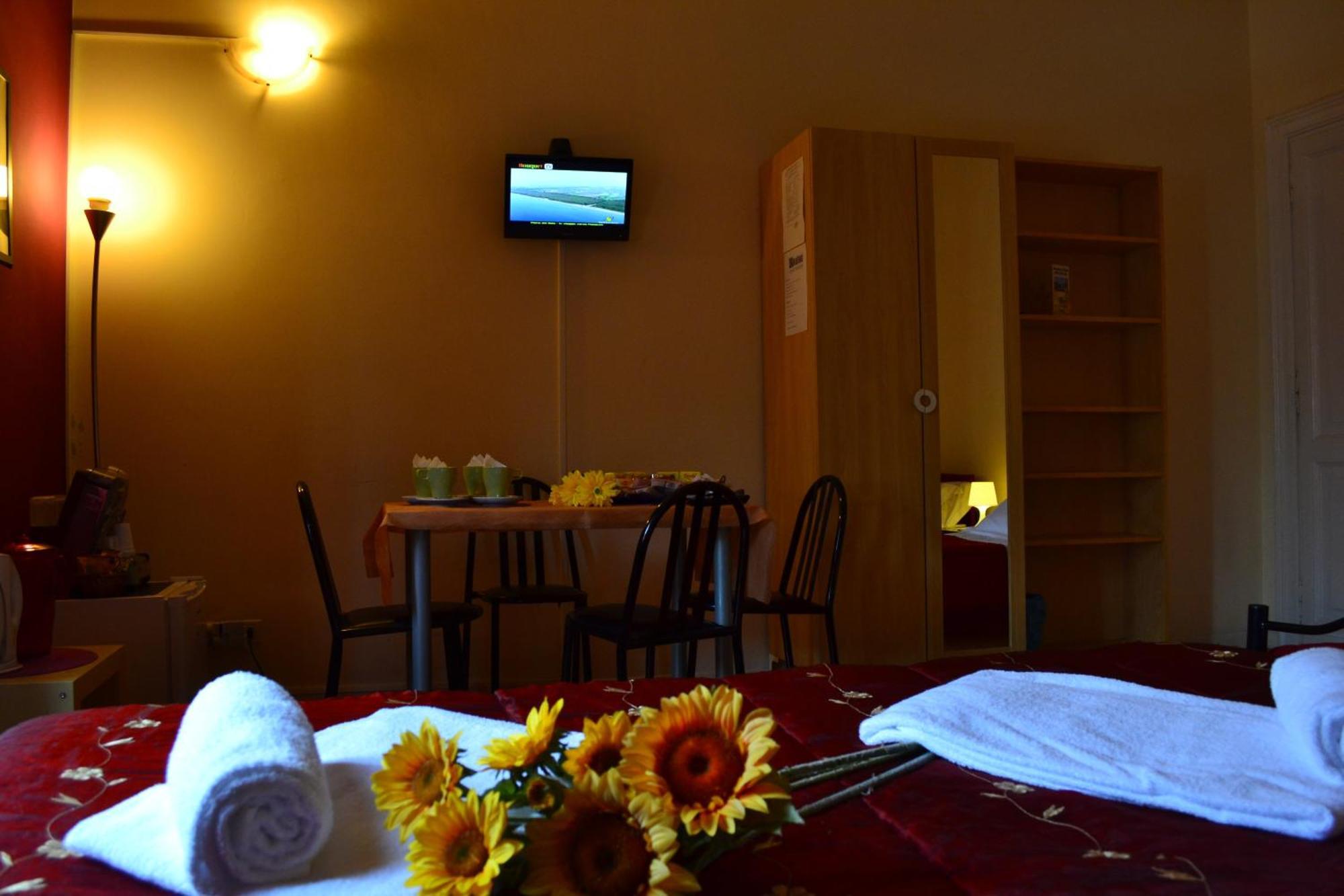 Quo Vadis Roma 2 Bed & Breakfast Стая снимка